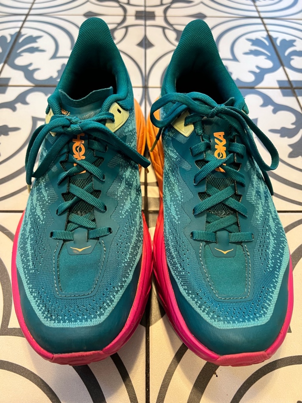 HOKA Women’s Teal Speedgoat 5 Running Shoes in Excellent Condition!